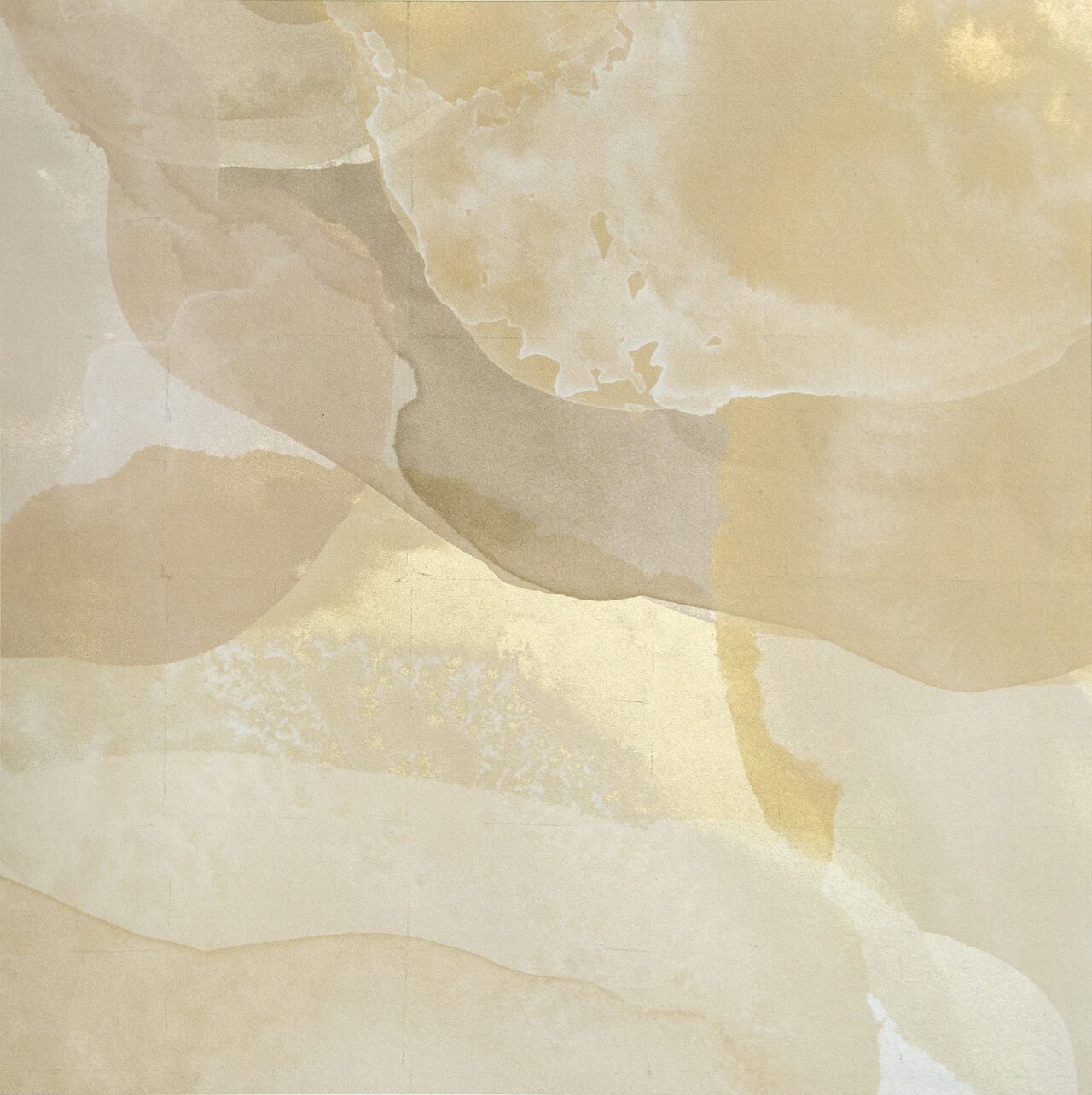 Calico wallpaper in gold floral